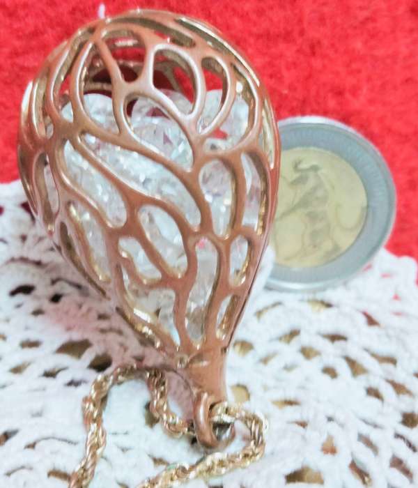 Pendant- Puff Pear full of sparkling Crystals+Chain gold toneLOOK At My BUY NOW LISTINGS NO WAITING