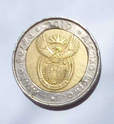 Rare- mint ERROR? - South African Commemorative coin