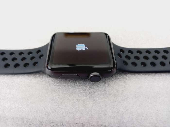APPLE WATCH SERIES 3 NIKE+ EDITION - 42MM