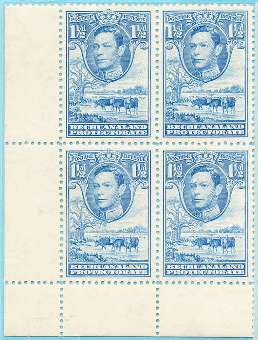 Bechuanaland - 1938-52 - Geo 6 - 1½d light blue blk of 4 mint unhinged . SG 120a .
