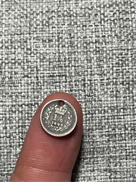 1843 1 1/2 Pence - Victoria Silver 925) 0.71 g  12 mm