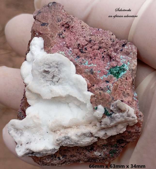 Cobaltoan calcite heterogenite aragonite chrysocolla - Kakanda deposit DRC Congo