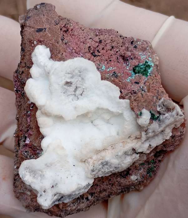 Cobaltoan calcite heterogenite aragonite chrysocolla - Kakanda deposit DRC Congo