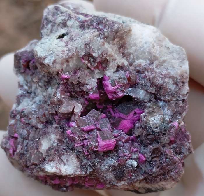 Cobaltoan calcite heterogenite quartz - Mashamba West mine DRC Congo