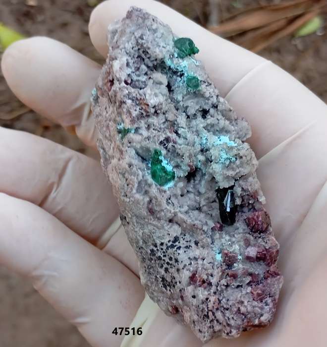 Malachite cobaltoan calcite heterogenite quartz  - Tenke Fungume mine DRC Congo