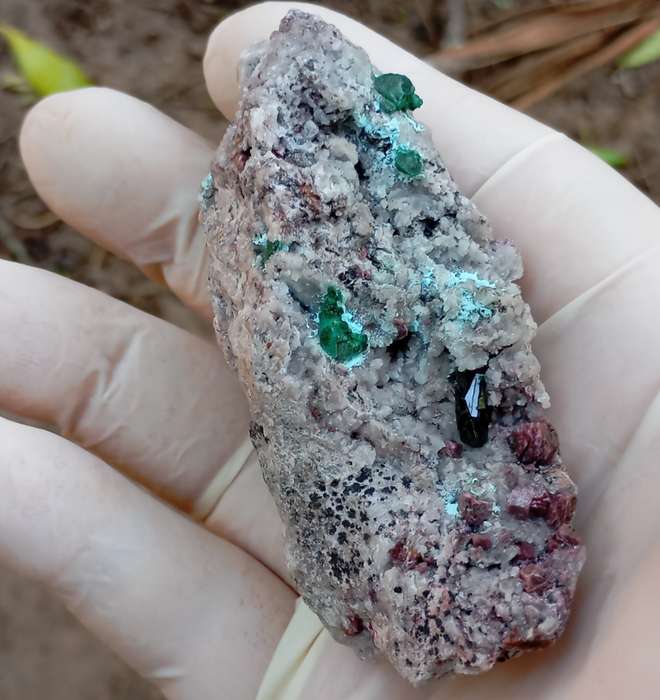 Malachite cobaltoan calcite heterogenite quartz  - Tenke Fungume mine DRC Congo