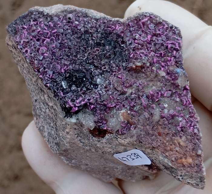 Cobaltoan calcite heterogenite quartz - Mashamba West mine DRC Congo