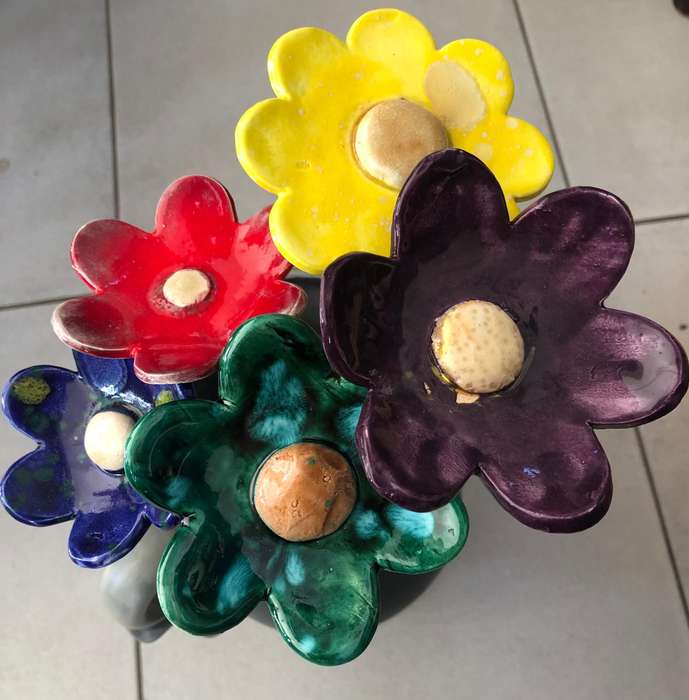 5 x Exquisite Handmade Pottery Flowers