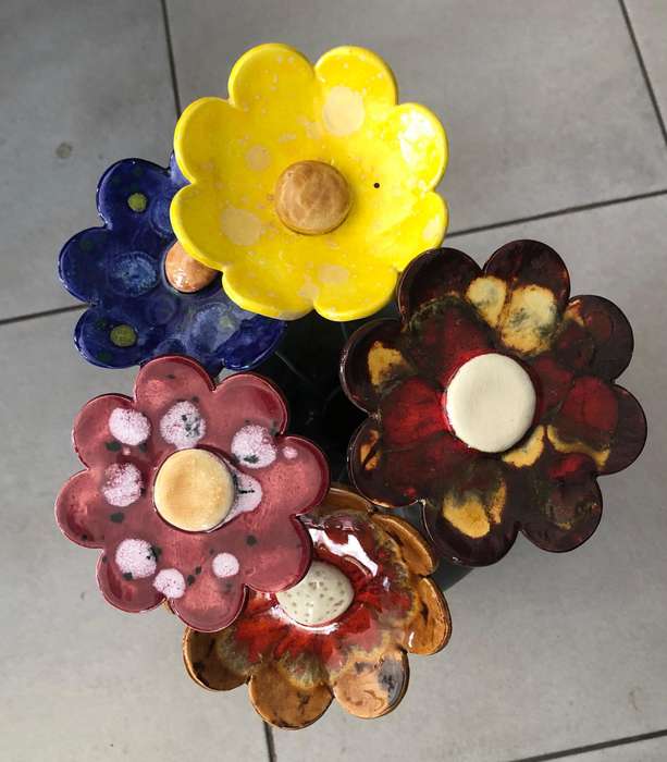 5 x Exquisite Handmade Pottery Flowers