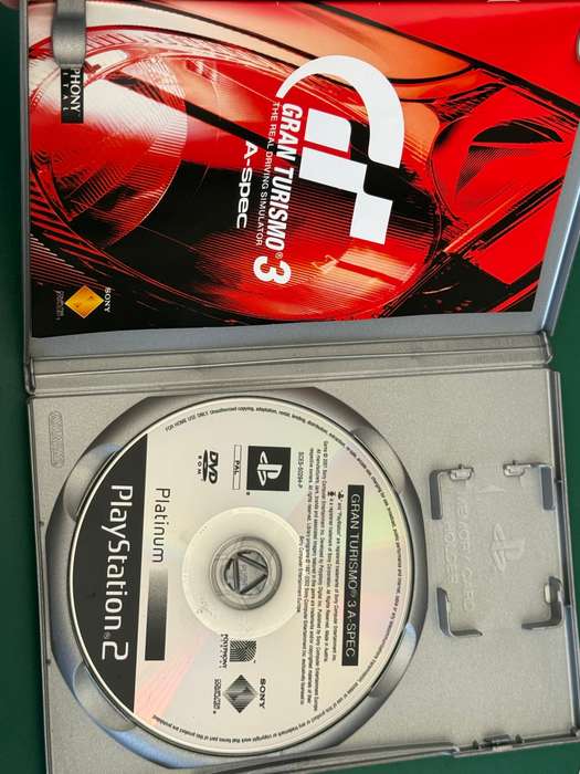 Retro Game - Playstation 2: Gran Turismo 3