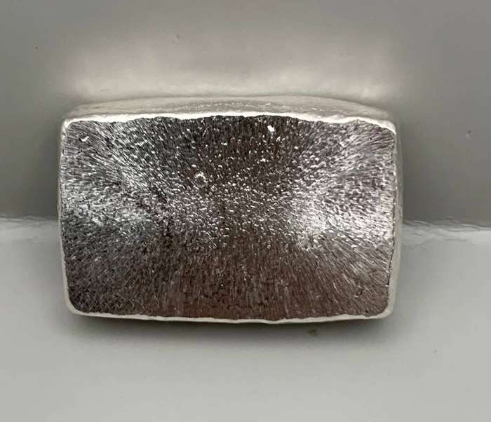 (   TWO OUNCE   )      CASTED    PURE SOLID SILVER   ' BEAVER BAR '