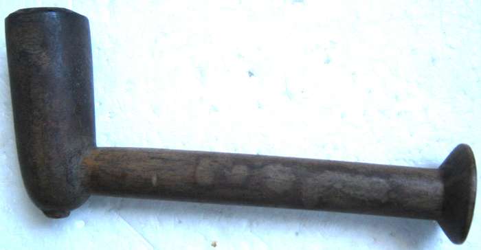 OLD XHOSA HAND CARVED SMOKING PIPE "INQAWE" HAS TIN INSERT IN THE BOWL 14.5 CM GOOD USED CONDITION