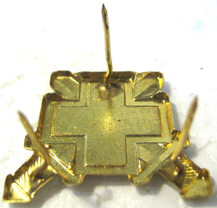 WW2 FINLAND MILITARY HOSPITALS AND MILITARY DISPENSARIES SHOULDER STRAP BADGE 3 PINS GOOD CONDITION