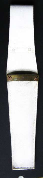 MILITARY SCABBARD FOR A CEREMONIAL DAGGER/BAYONET  MADE OF LEATHER IN GOOD USED CONDITION