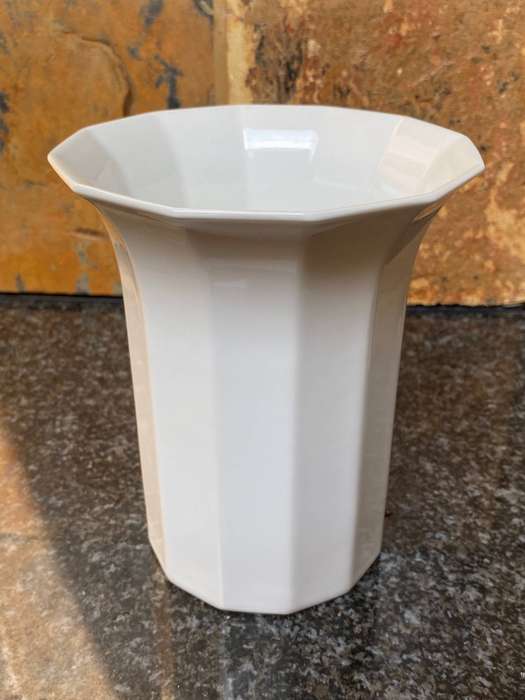 Vase Rosenthal studio line Germany, white, hight: 16cm, diameter 14cm, vintage, rare