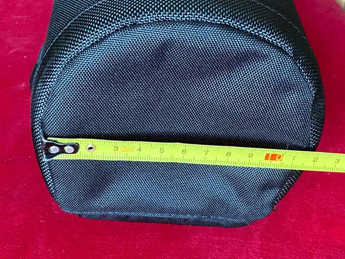 Lowepro Lens Case 1W, lens bag, in very good condition