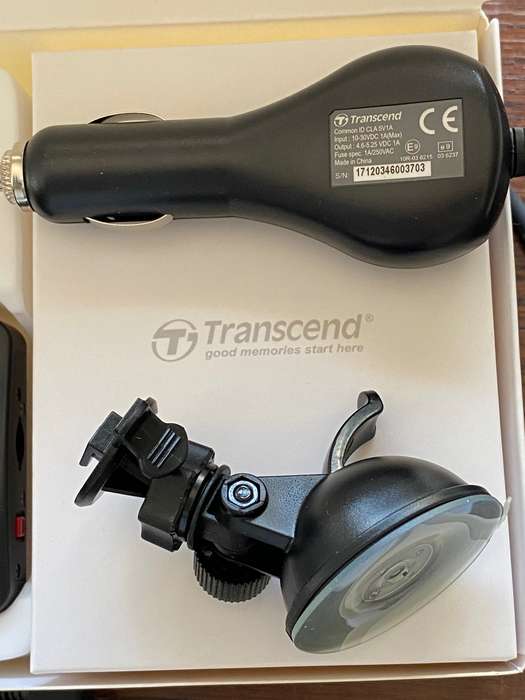 TRANSCEND DRIVEPRO 230 DASH CAMERA with 32GB in working condition