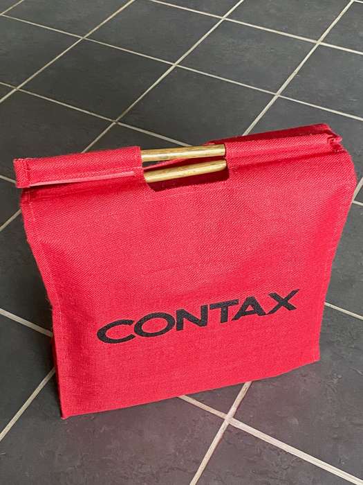 CONTAX FABRIC BAG,red, very strong,new,vintage, never used, collectors item, size approx. 45x50x16cm