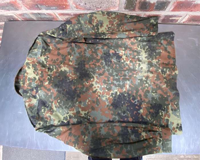 German Millitary Army Jacket Zipped Fleck-tarn Camouflage,( Gr. Nr. 13) 185-195 with Logo,