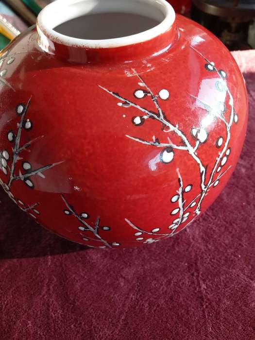 CHINESE JAR & PLATE