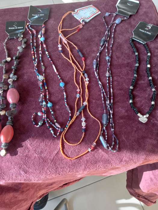 BULK BEADED NECKLACES