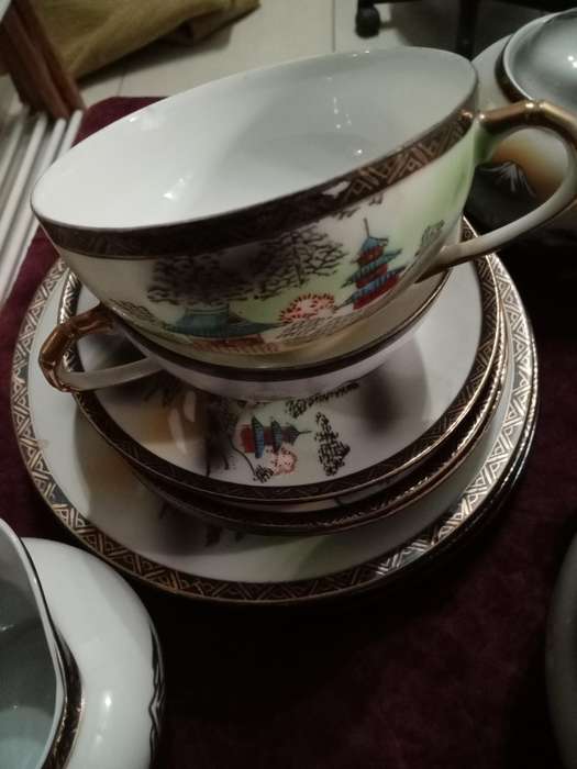CHINESE VINTAGE TEA SET