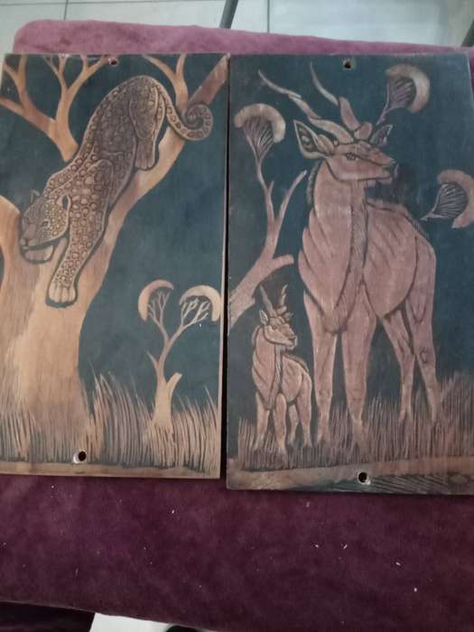 WOOD  WALL HANGINGS