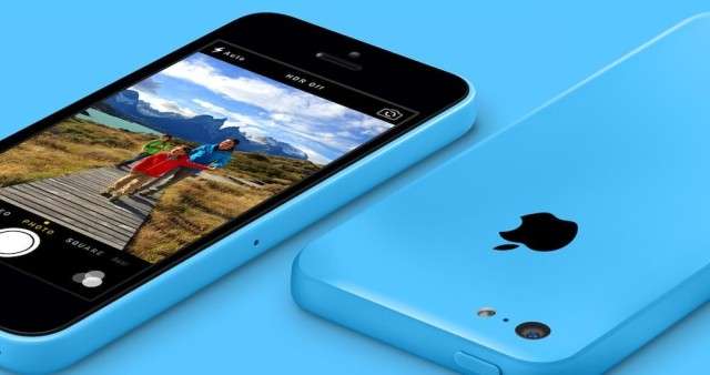 **BARGAIN BUY** MINT BLUE IPHONE 5C 16GB WITH BOX & ACCESSORIES + WARRANTY - GRAB IT NOW FROM R4599!