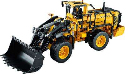 LEGO Technic - Remote-Controlled Volvo L350F Wheel Load