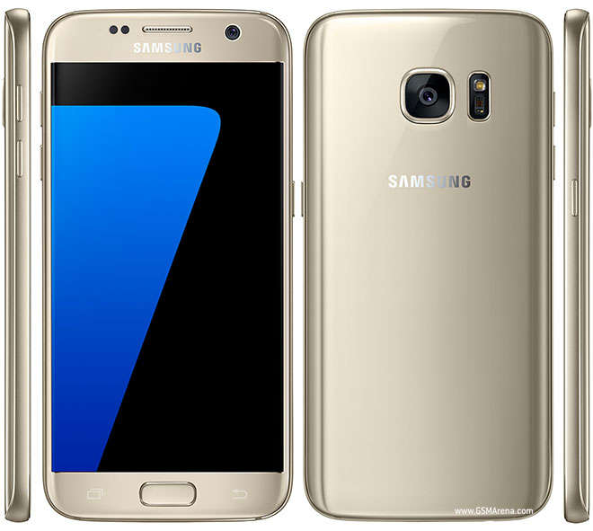 Samsung Galaxy S7 Gold Platinum NEW condition with Gear VR