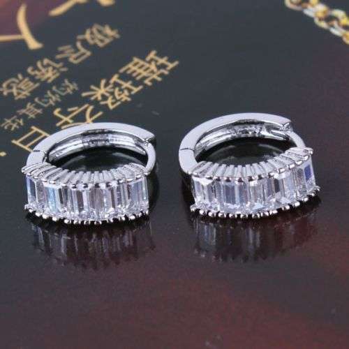 ELEGANCE RANGE! - BEAUTIFUL 18K GOLD FILLED SAPPHIRE HOOP EARRINGS