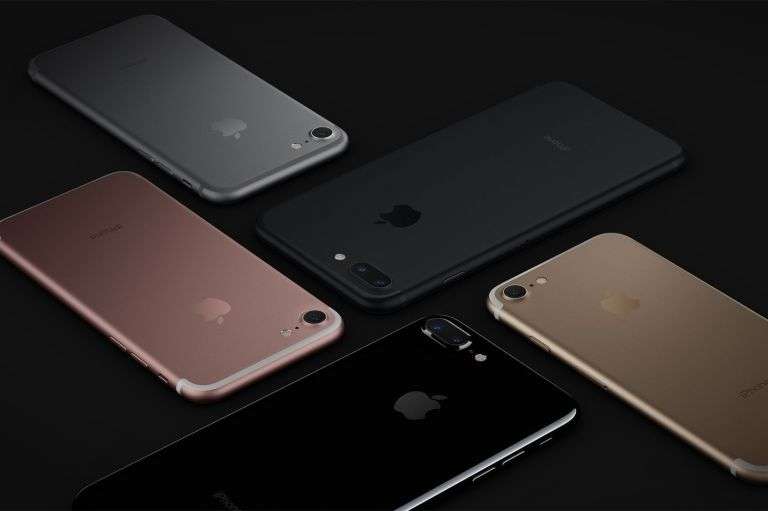 Apple iPhone 7 256GB [Jet Black, Unlocked] + Free delivery