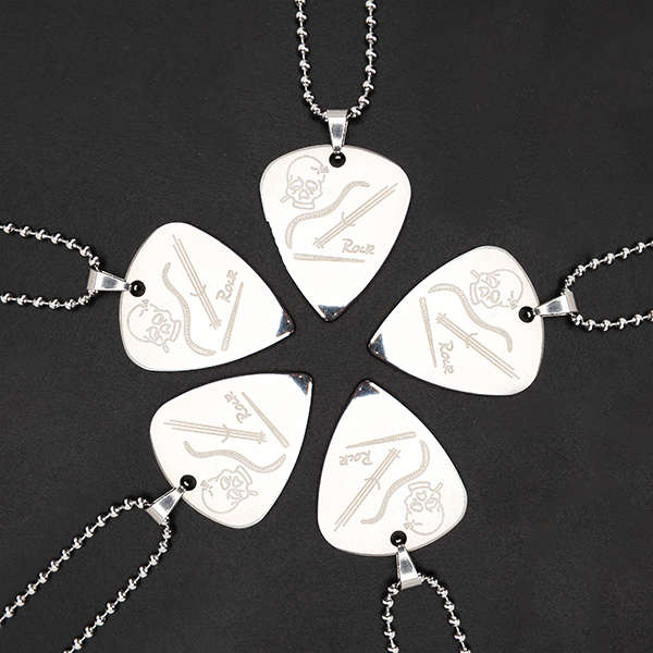 Rock&Roll Style Metal Guitar Pick Necklace Stainless Steel Picks