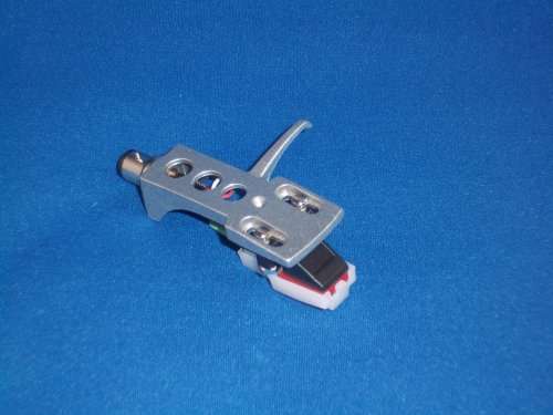 STEREO MOVING MAGNETIC CARTRIDGE with SIlVER HEADSHEll including DIAMOND STYlUS ASSEMBlY