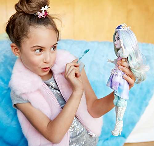 Ever After High Epic Winter Crystal Winter Doll