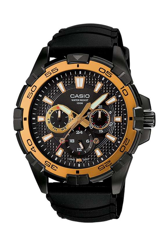 Casio Men's MTD1069B-1A1 Round Analog Black and Red Dial and Black Resin Strap Watch