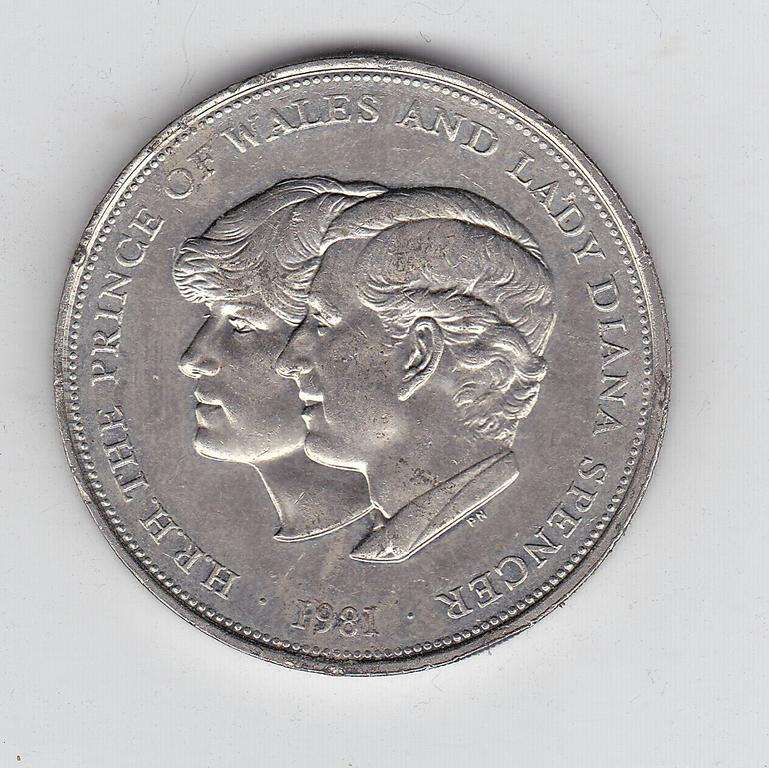 GREAT BRITAIN CHARLES AND DIANA CROWN 1981