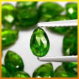 *17 Pcs*(8.0Cts.) Top Green Chrome Diopside Drilled Pear Drop LOT - SEE ALL MY ITEMS