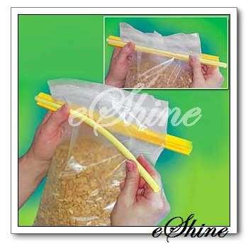 One Pack of 4 Pieces Banana Seal Reusable Bag Sealers