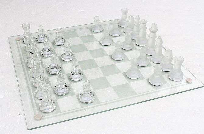 *LOCAL STOCK* Luxury Crystal Glass Chess Set Clear and Frosted Pieces Unique Gift Board Game