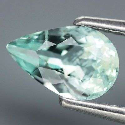 0.92ct- BRIGHT Pear Light Greenish Blue Aquamarine