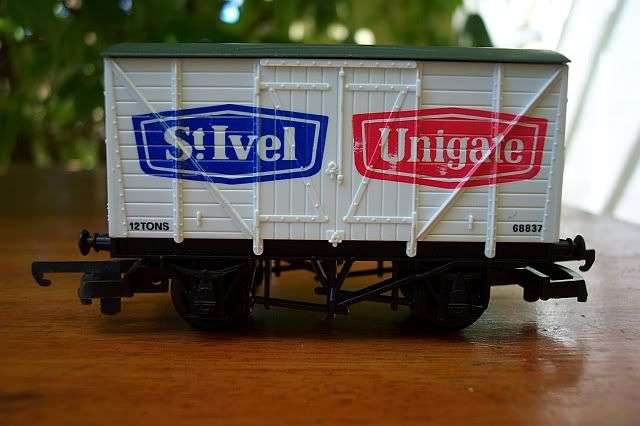Lima HO 12 Ton Box Van
