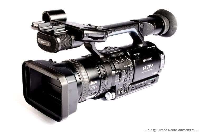 SONY HDV DIGITAL HD VIDEO CAMCORDER - PROFESSIONAL - HDV 1080i - HVR-Z1E - BARGAIN !!!! *** SONY ***