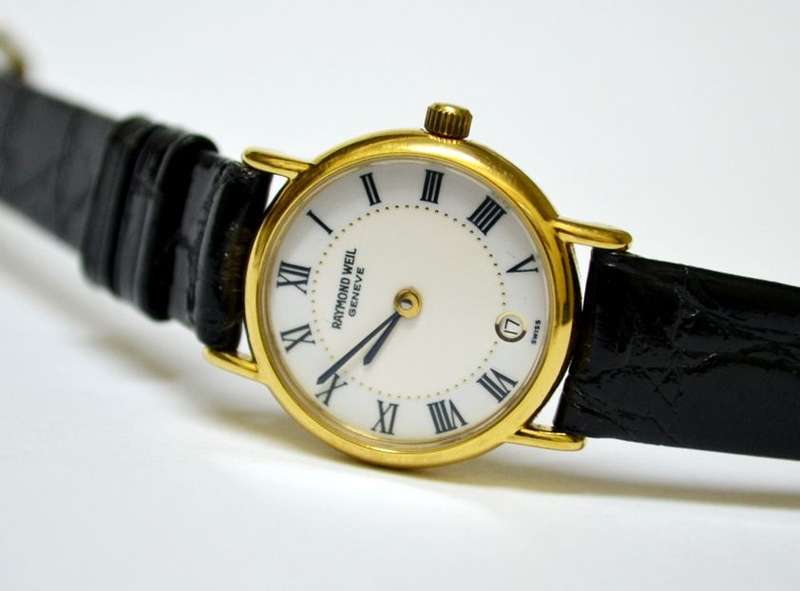 RAYMOND WEIL 18K GOLD ELECTRO PLATED WOMEN'S WATCH *** RAYMOND WEIL *** MINT