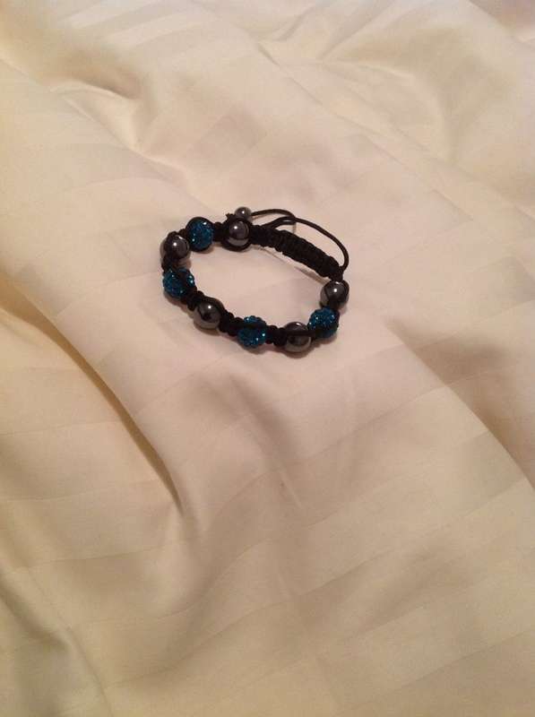 Cystal shambala bracelet with blue cystals and black beads