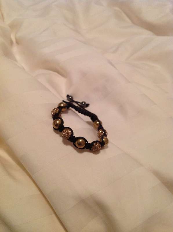 Cystal shambala bracelet with gold crytals and beads