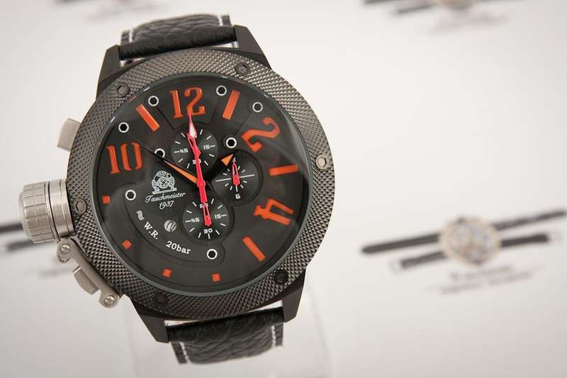 brand new!! TAUCHMEISTER GERMAN WORLD WAR II U-BOOT CHRONOGRAPH WATCH T0224 *HOT*