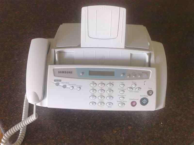 *** SAMSUNG FAX MACHINE /COPIER with Telephone**** AS NEW