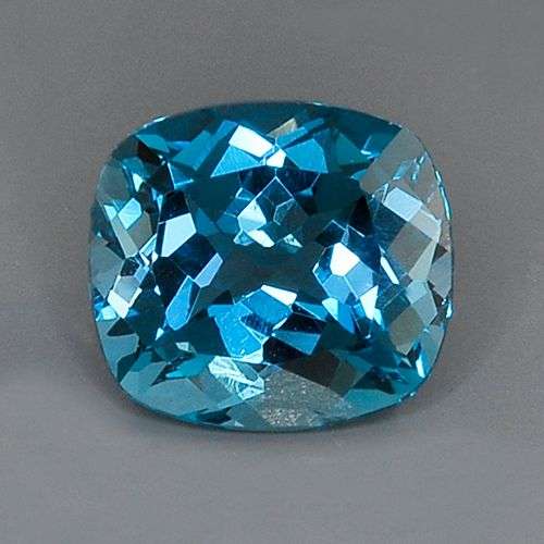 TOP QUALITY GEMSTONES!  GLORIOUS 4.40CT. CUSHION FACET 100% NATURAL LONDON BLUE TOPAZ