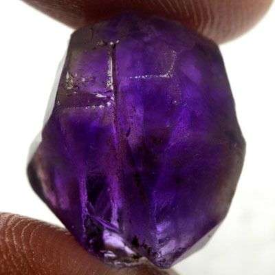 LOVELY PIECE OF ROUGH - 27.80CT. 100% NATURAL UNHEATED DEEP PURPLE AMETHYST